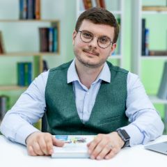Громогласов Денис